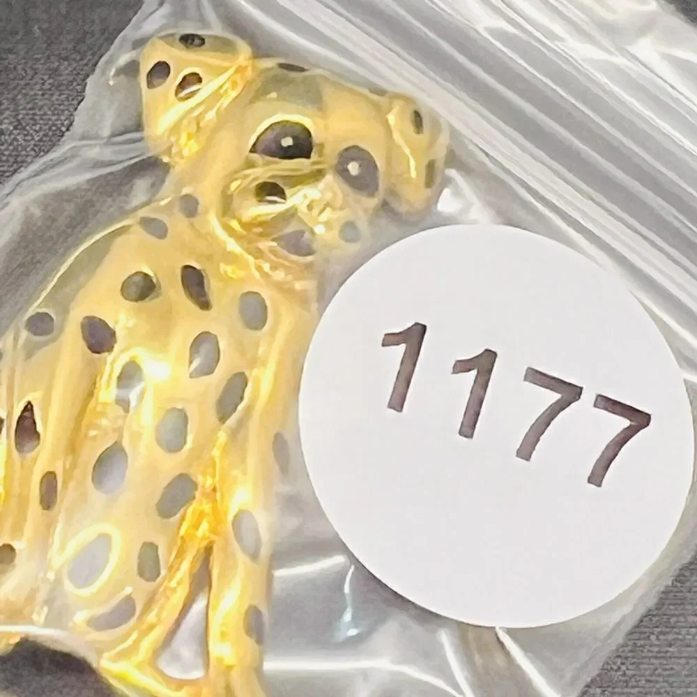 Vintage Black Enamel Spotted Dalmatian Dog Puppy Animal Brooch Gold Pin 1177
